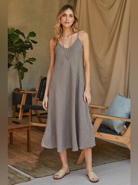(23.2237-MOCH) ITALIAN LINEN MAXI V-NECK DRESS